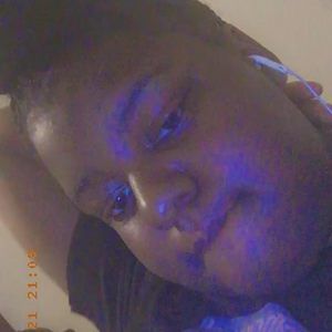 Meet your Posher, Desha